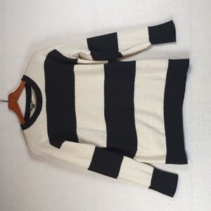 Wild Fable Black & White Stripes Colorblock‎ Crewneck Knit Sweater S